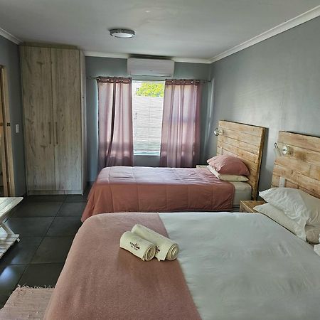 Northern Vine Guesthouse B&B Self-Catering Врекенфелл Екстер'єр фото