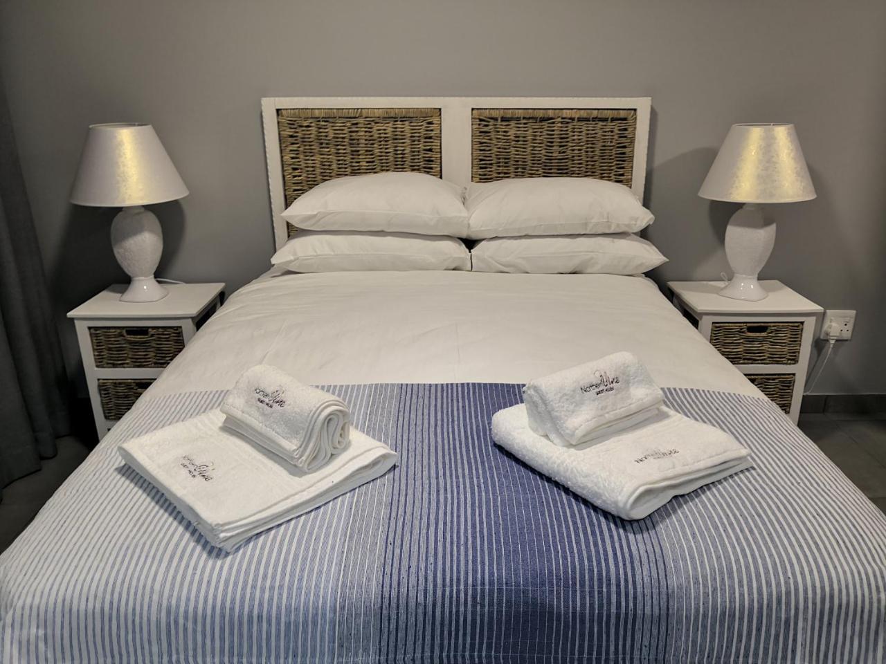 Northern Vine Guesthouse B&B Self-Catering Врекенфелл Екстер'єр фото